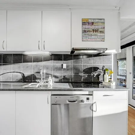 Holiday home Beautiful In With Kitchen *